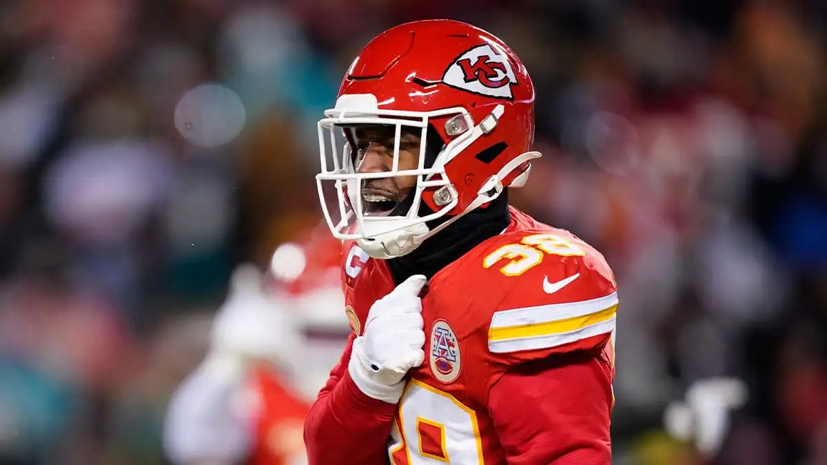 Chiefs reunite with 2-time Super Bowl champion after Trent McDuffie trade